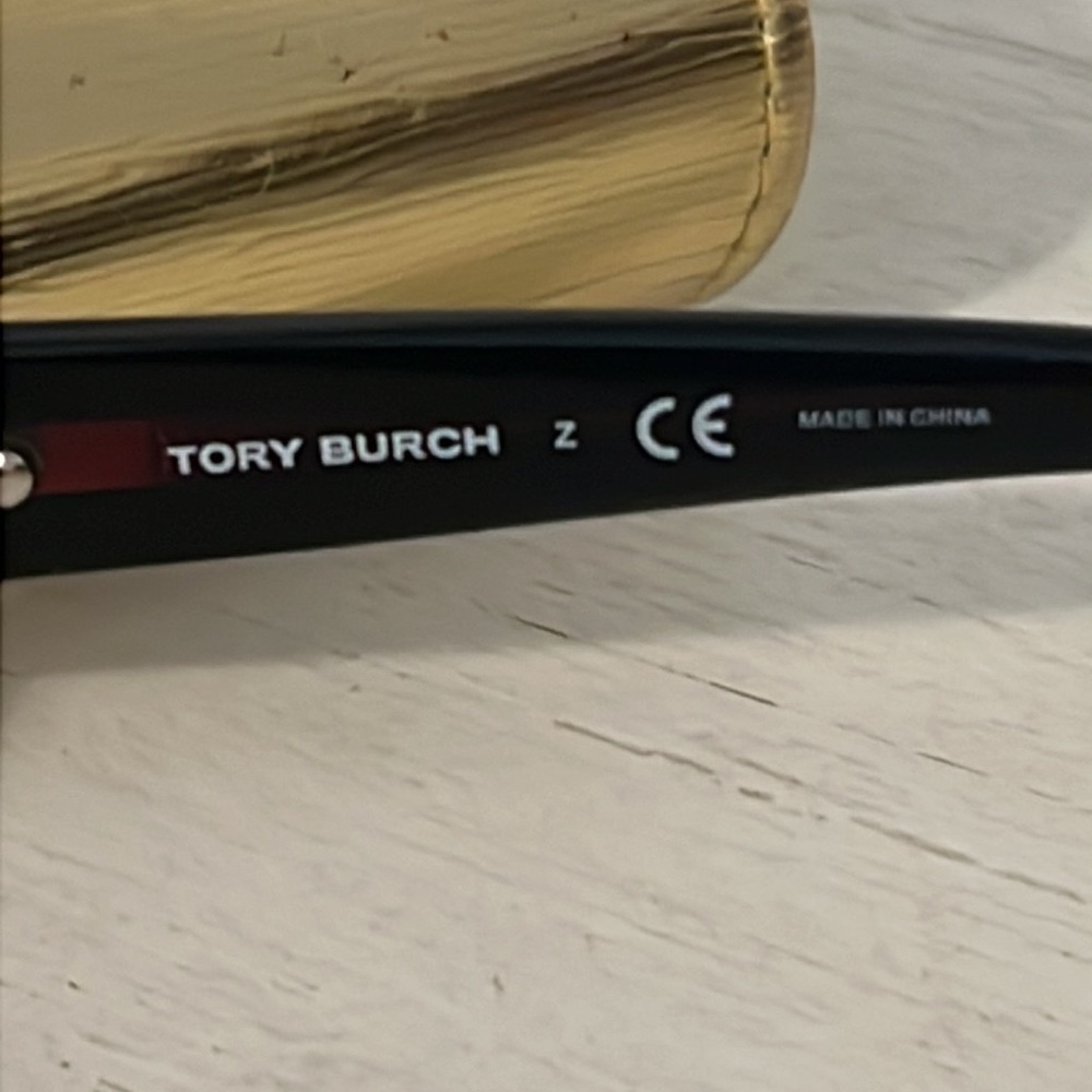 Tory Burch TY 1001 eyeglass frames plum with case - Picture 6 of 9